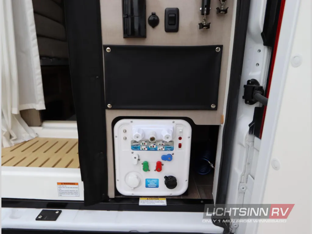 2025 Winnebago Travato 59KL, Photos photo 17