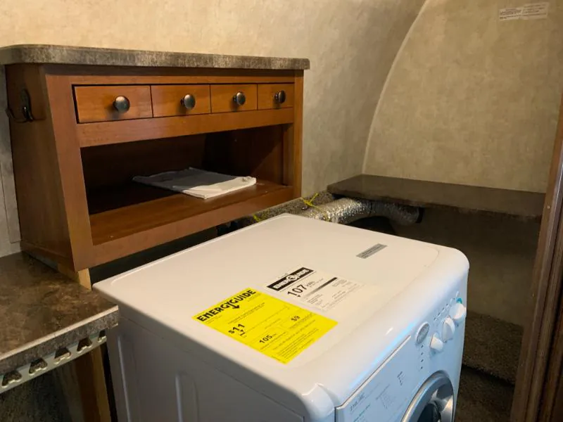 2014 Keystone Montana 3100RL, Photos photo 41