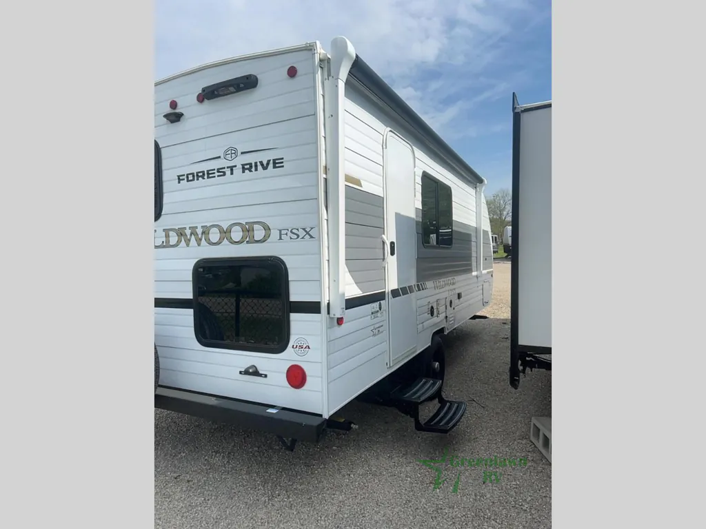 2026 Forest River Wildwood FSX 180ICE, Photos photo 10
