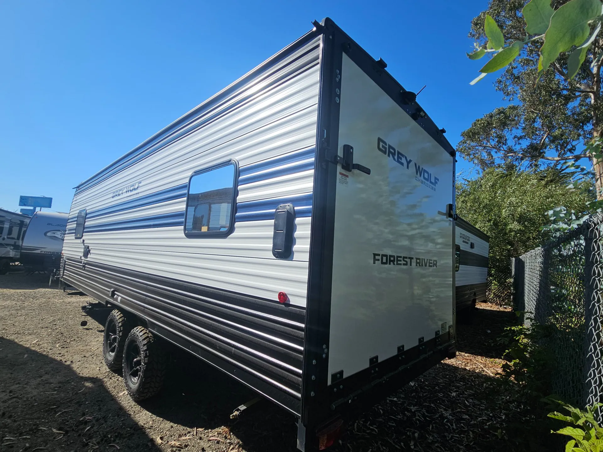 2027 Forest River Cherokee Grey Wolf 22RR - Photo 4