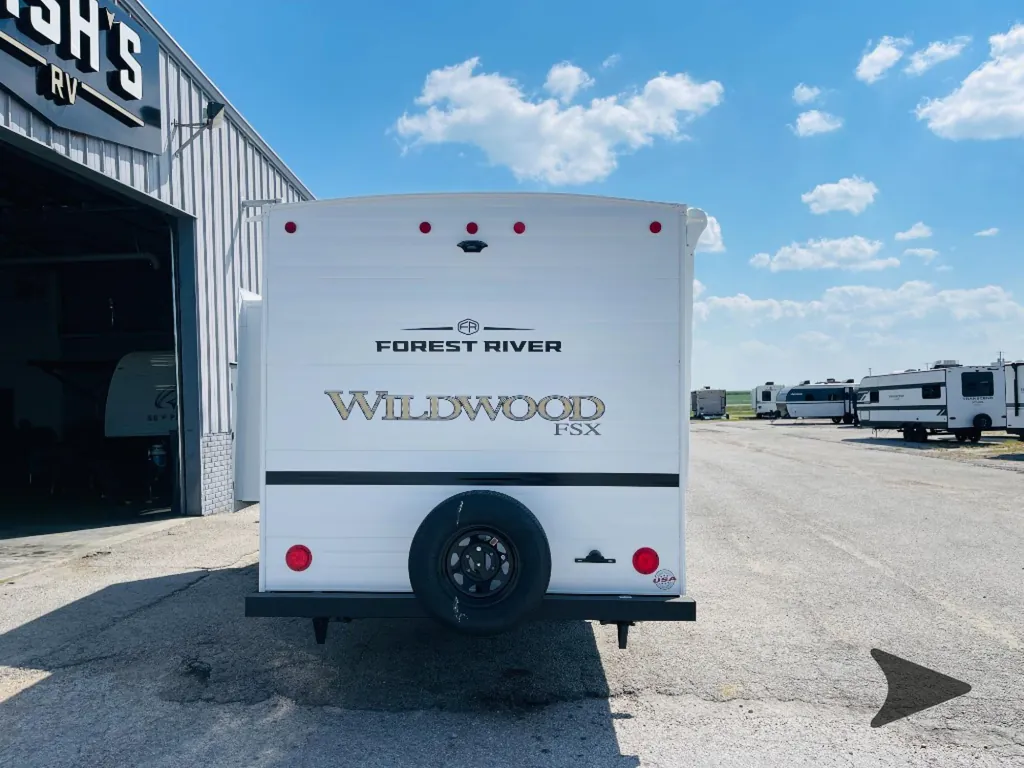 2027 Forest River Wildwood FSX 178BH, Photos photo 7