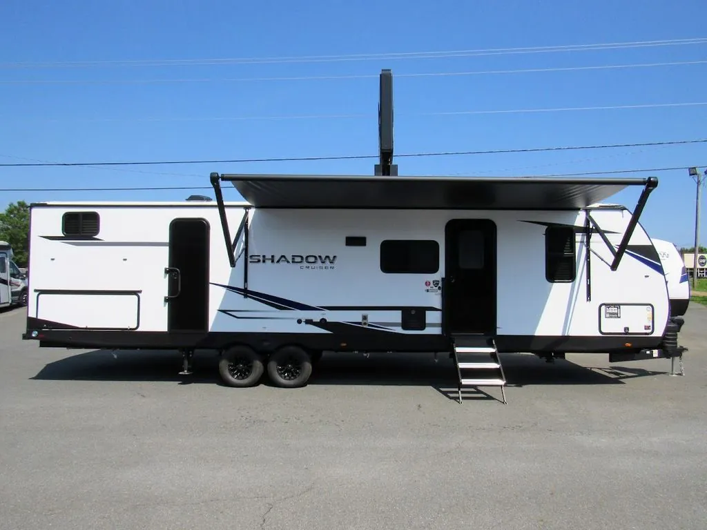 2025 Cruiser RV Shadow Cruiser 330BHS - Photo 4
