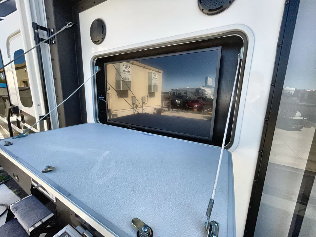 2024 Jayco Seismic Luxury Series 4113, Photos photo 23
