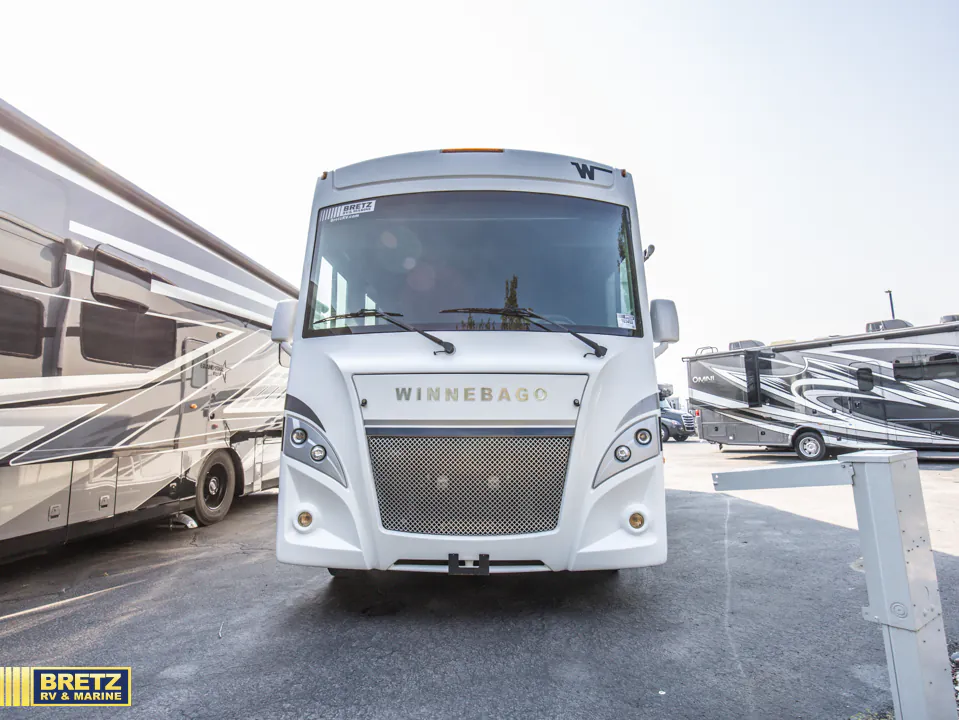 2019 Winnebago Intent 31P - Photo 3