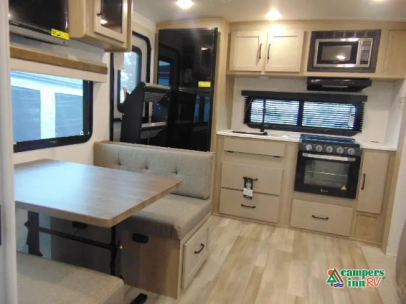 2025 Forest River Rockwood Mini Lite 2515S - Photo 3