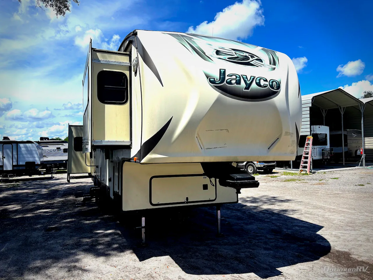2016 Jayco Eagle 339FLQS - Photo 2