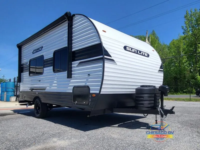2026 Sunset Park RV Sunlite 18RD - Photo 2