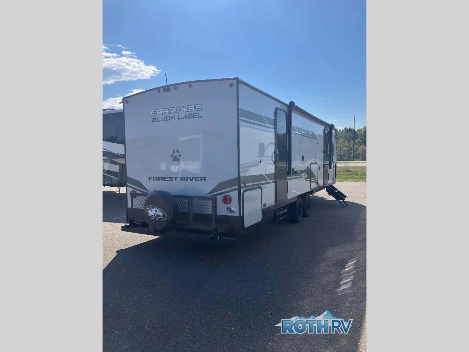 2026 Forest River Cherokee Grey Wolf Black Label 27GHBL - Photo 4