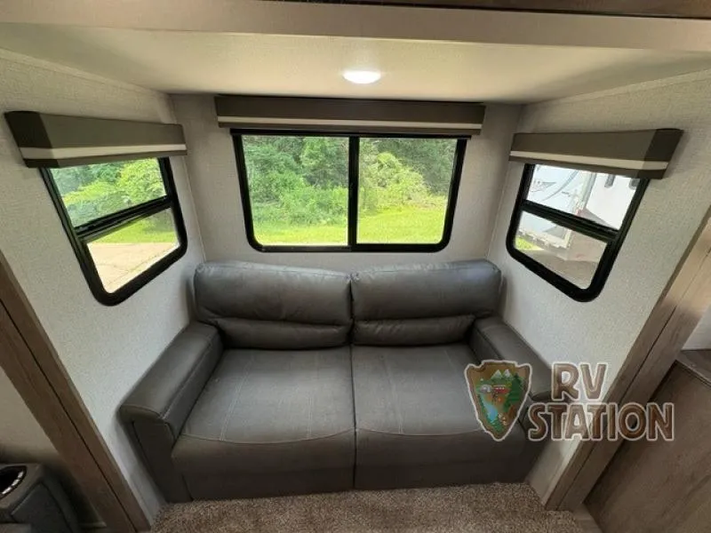 2024 Grand Design Imagine 3100RD - Photo 3