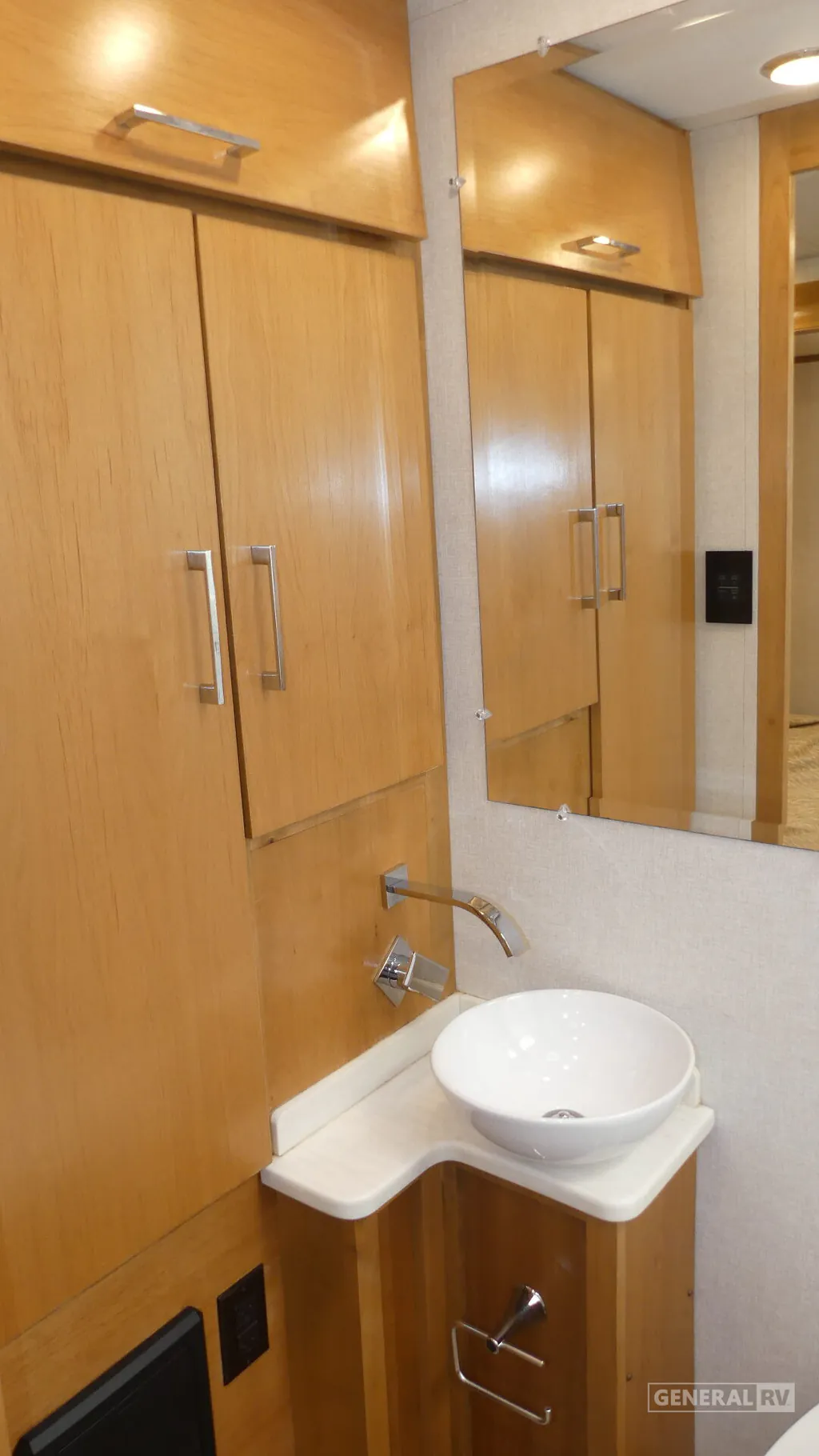 2019 Tiffin Wayfarer 24 FW, Photos photo 28