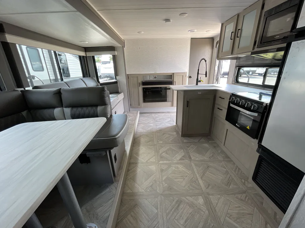 2024 Forest River Salem Cruise Lite 273QBXL, Photos photo 3
