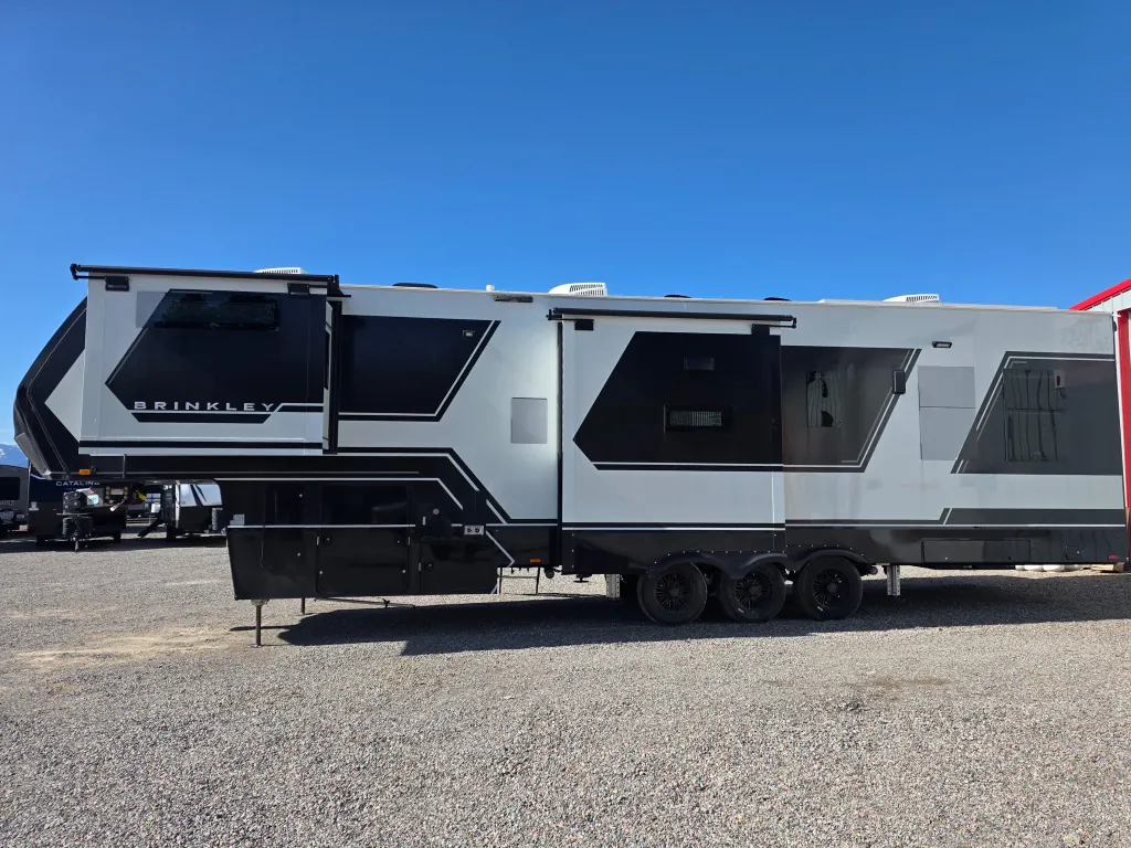 2024 Brinkley Model G 3500, Photos photo 5