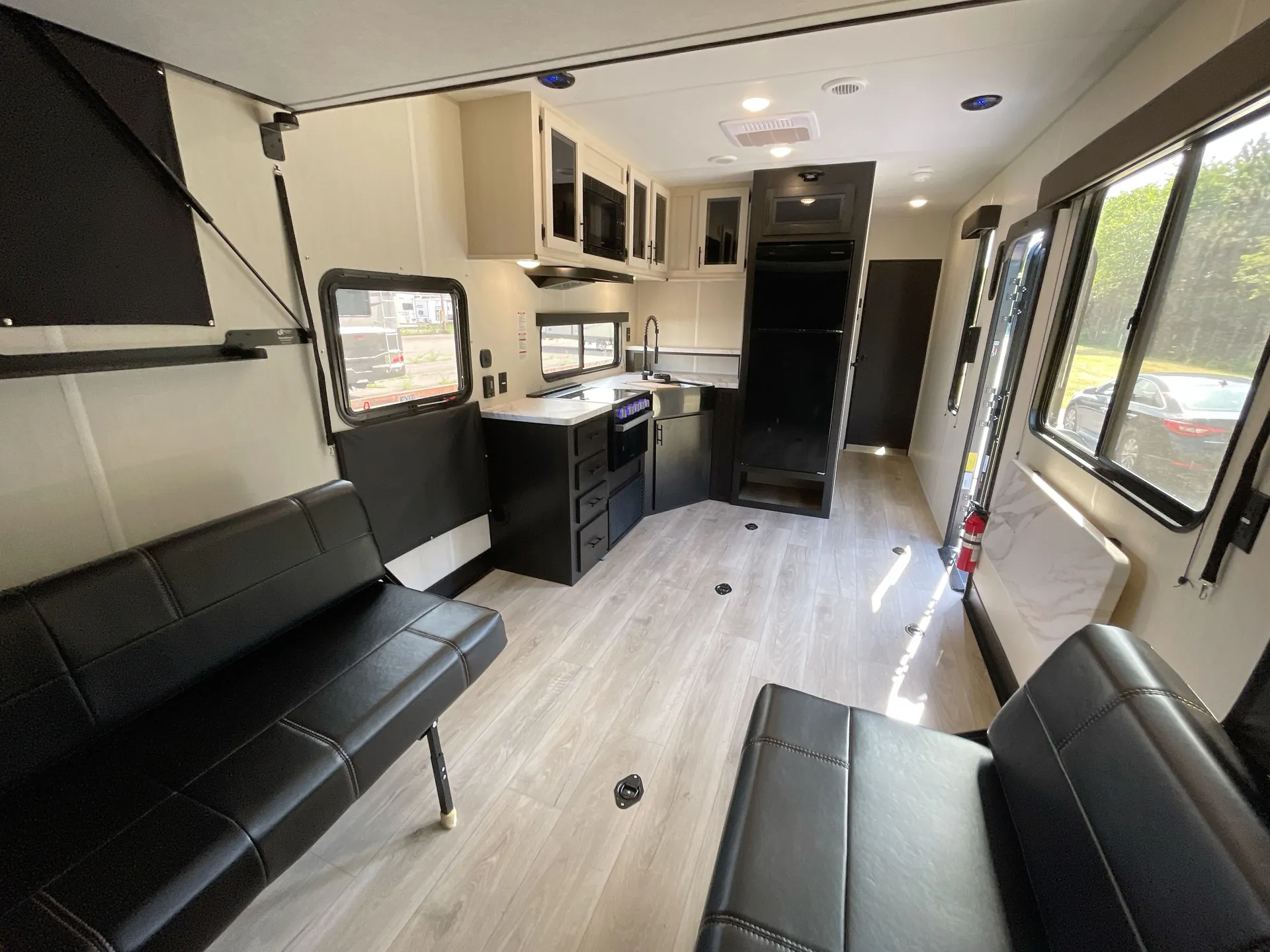2026 Forest River Vengeance Rogue SUT 25SUT — living area main