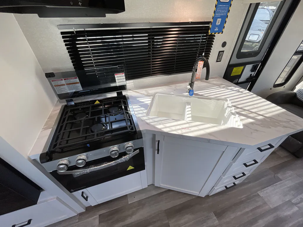 2026 Jayco Jay Flight SLX 262RLSW, Photos photo 8