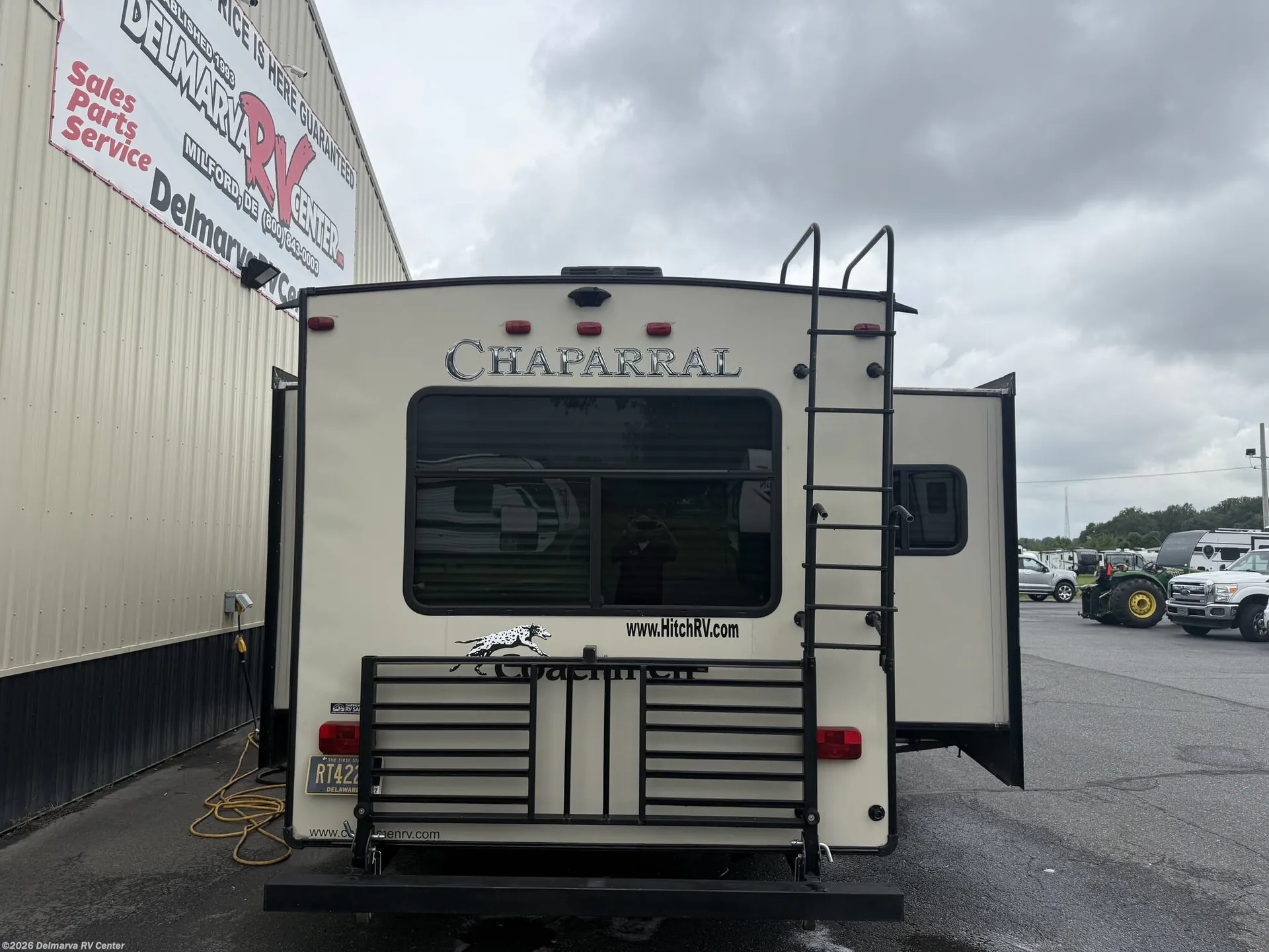 2017 Coachmen Chaparral Lite 30RLS - Photo 4
