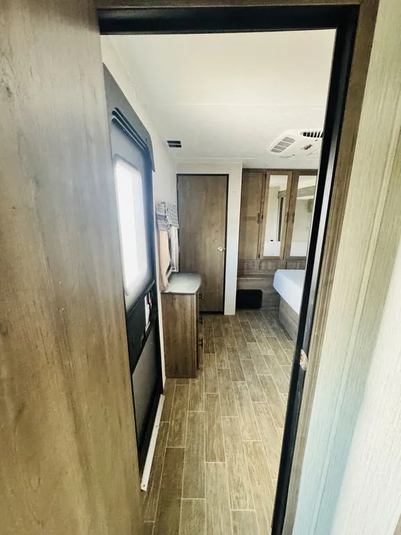 2020 Forest River Puma 31FKRK, Photos photo 6