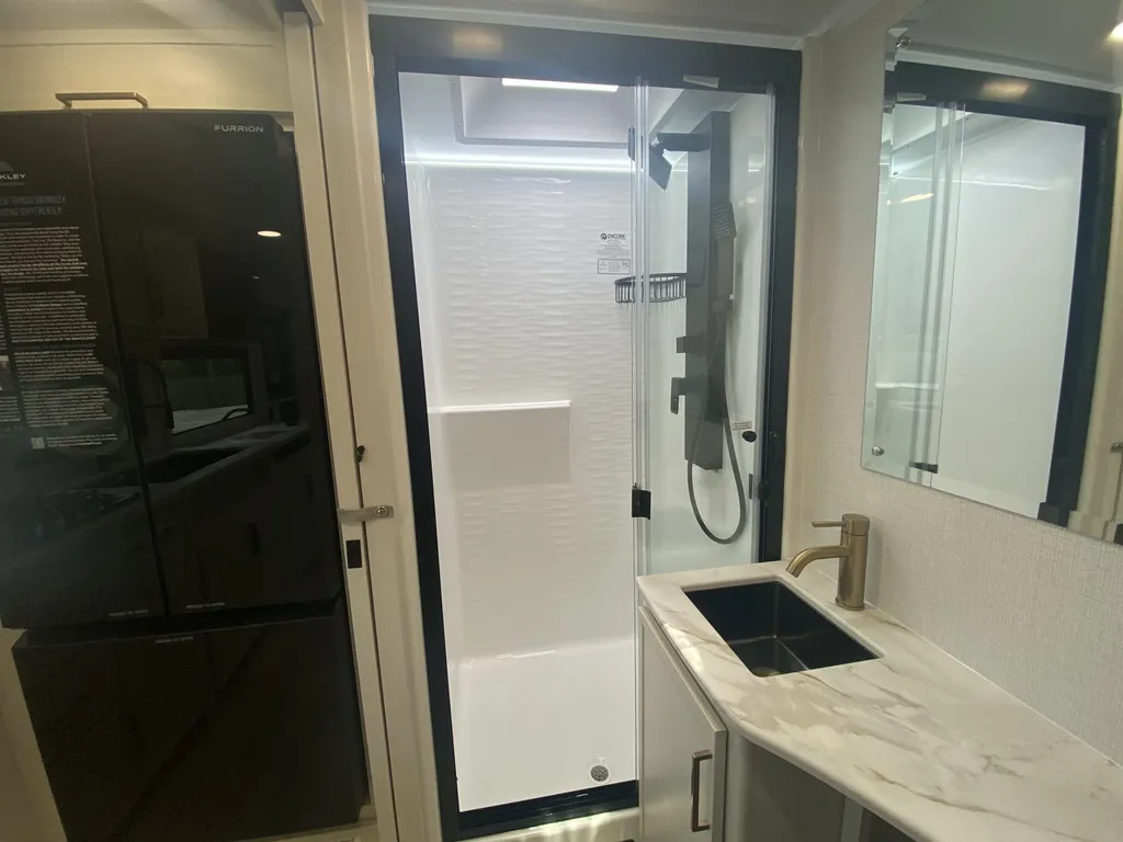2026 Brinkley Model Ix 20X, Photos photo 24