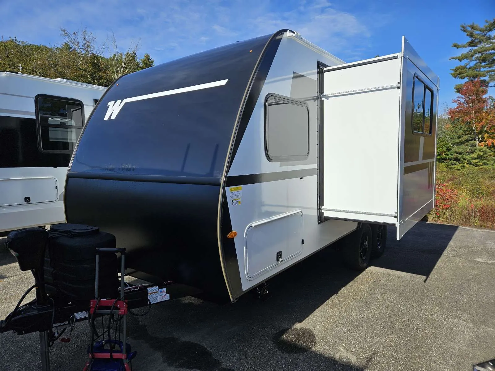 2026 Winnebago Micro Minnie 2100BH - Photo 4