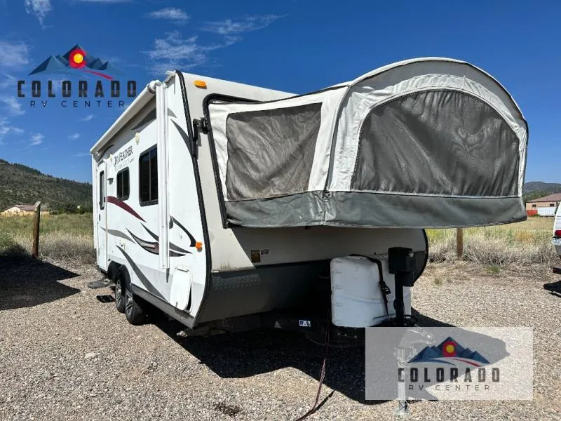 2014 Jayco Jay Feather Ultra Lite 19H - Main photo