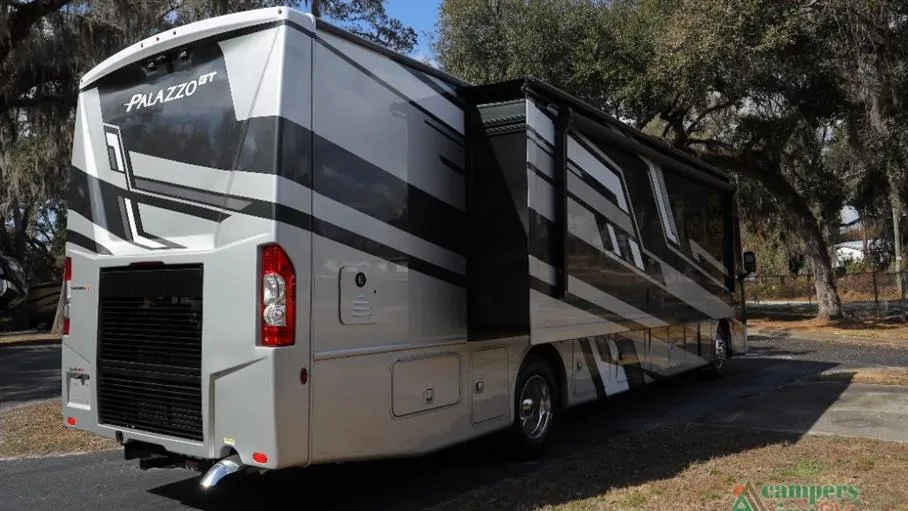 2026 Thor Motor Coach Palazzo GT 37.5 - Photo 4