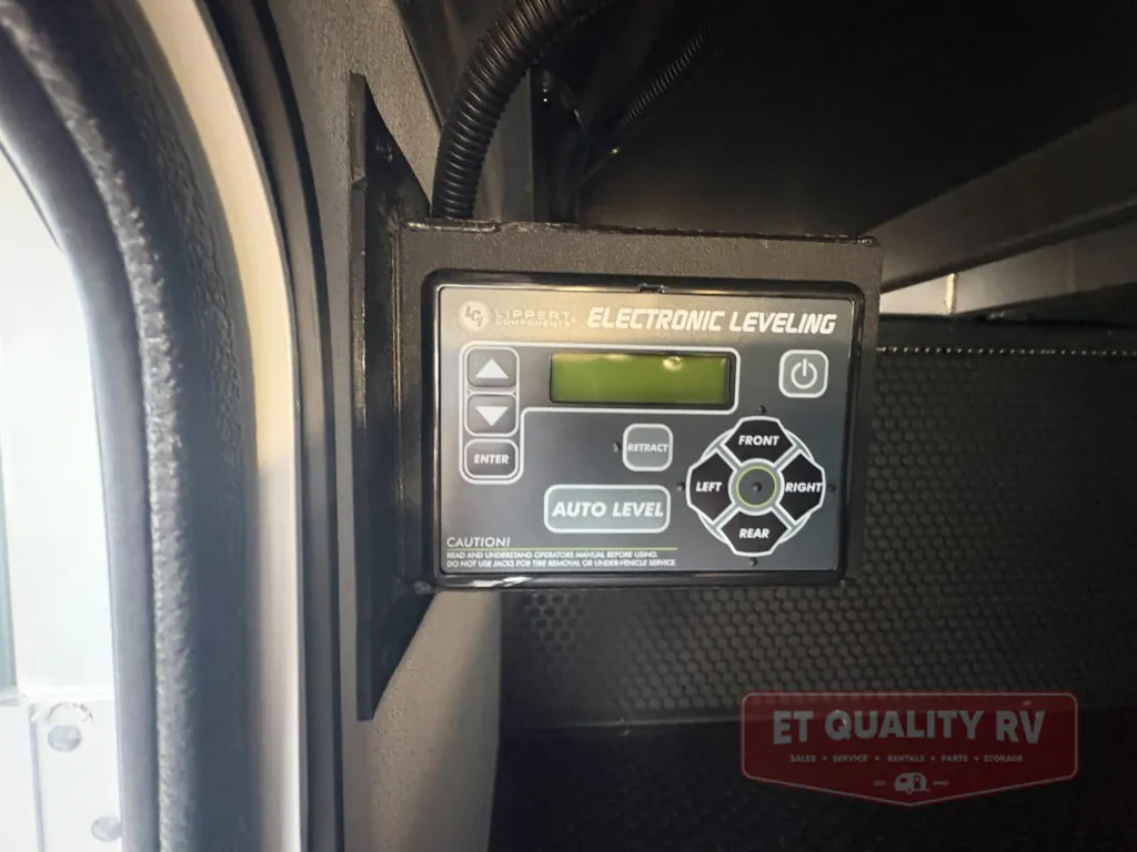 2026 Brinkley Model Z 3600, Photos photo 20