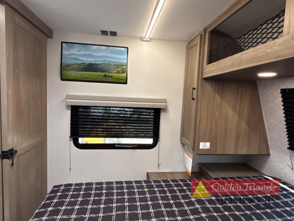 2026 Coachmen Freedom Express Select 30SE, Photos photo 36