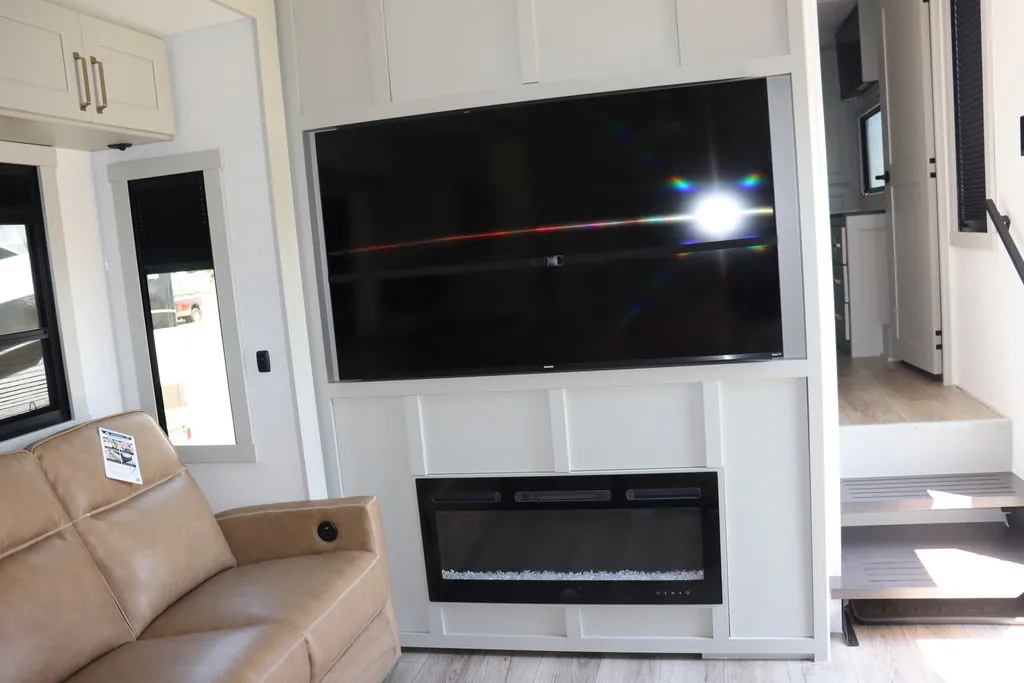 2026 Brinkley Model G 3970, Photos photo 24