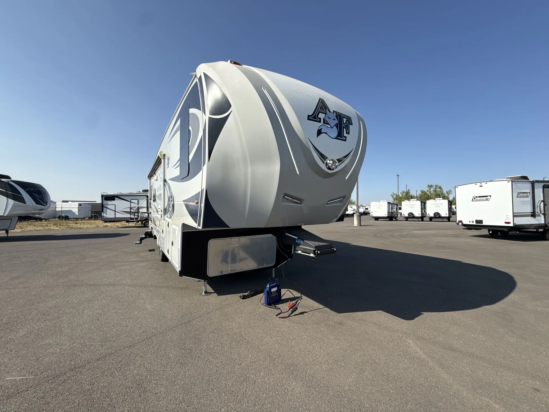 2021 Northwood Arctic Fox Grande Ronde 29-5T - Photo 2