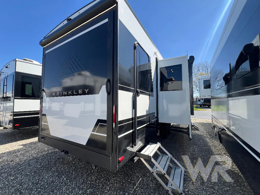 2026 Brinkley Model Z 3420, Photos photo 10