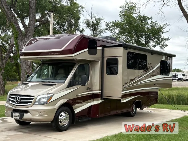 2018 ISATA 3 SERIES 24FWM - Photo 3