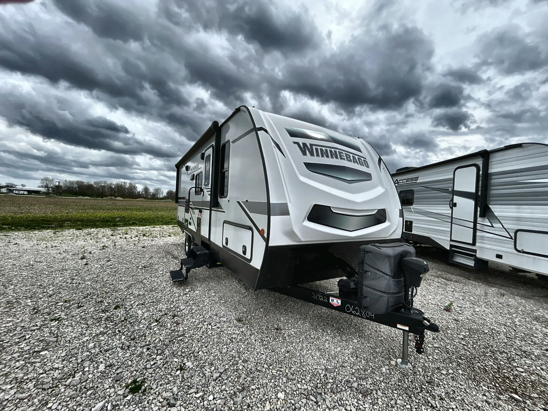 2022 Winnebago Minnie 2201MB - Photo 2