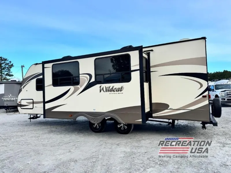 2017 Forest River RV Wildcat 251RBQ - Photo 4