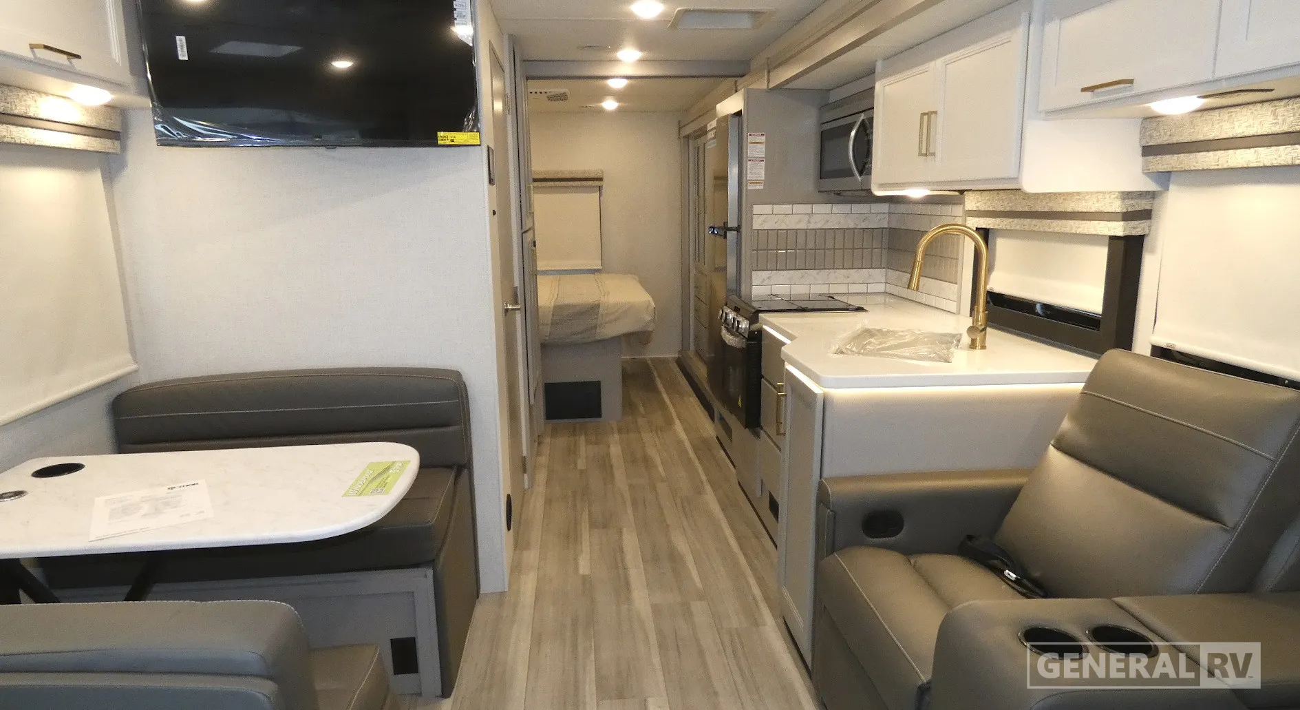2026 Thor Motor Coach Windsport 29L - Photo 3