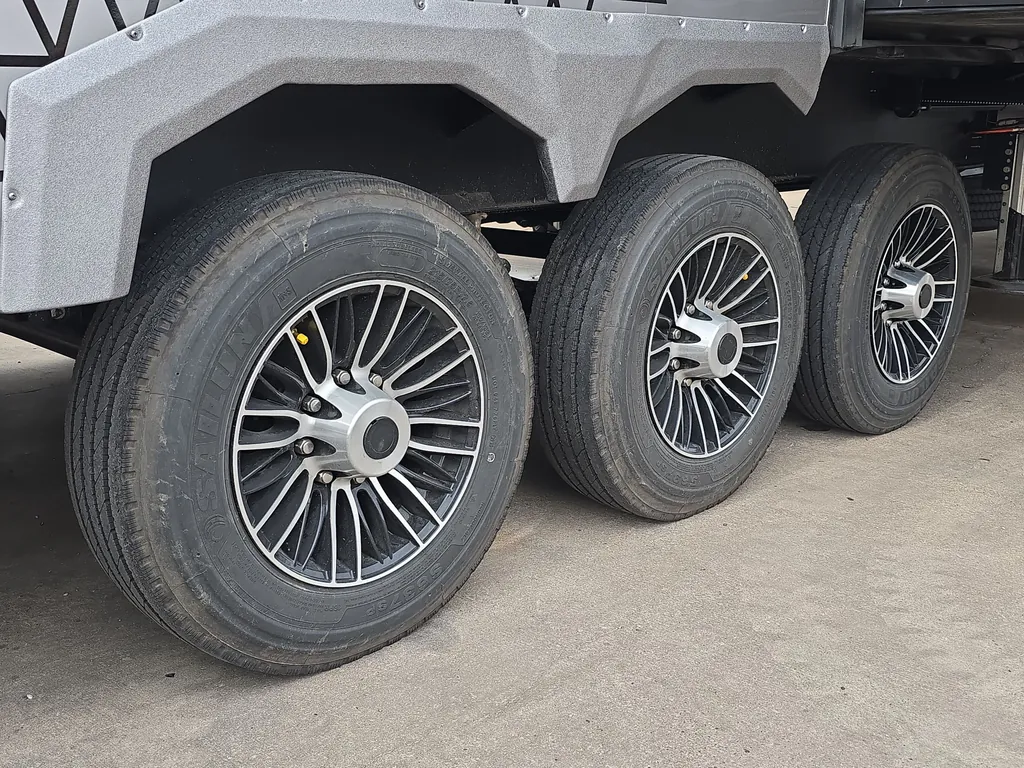 2026 Keystone Raptor 415, Photos photo 30