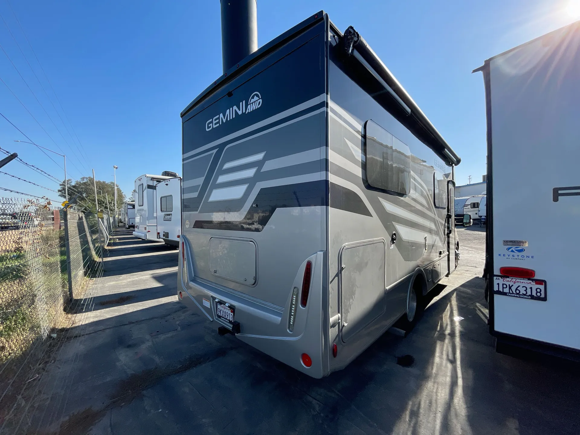 2024 Thor Motor Coach Gemini AWD 24KB — campside
