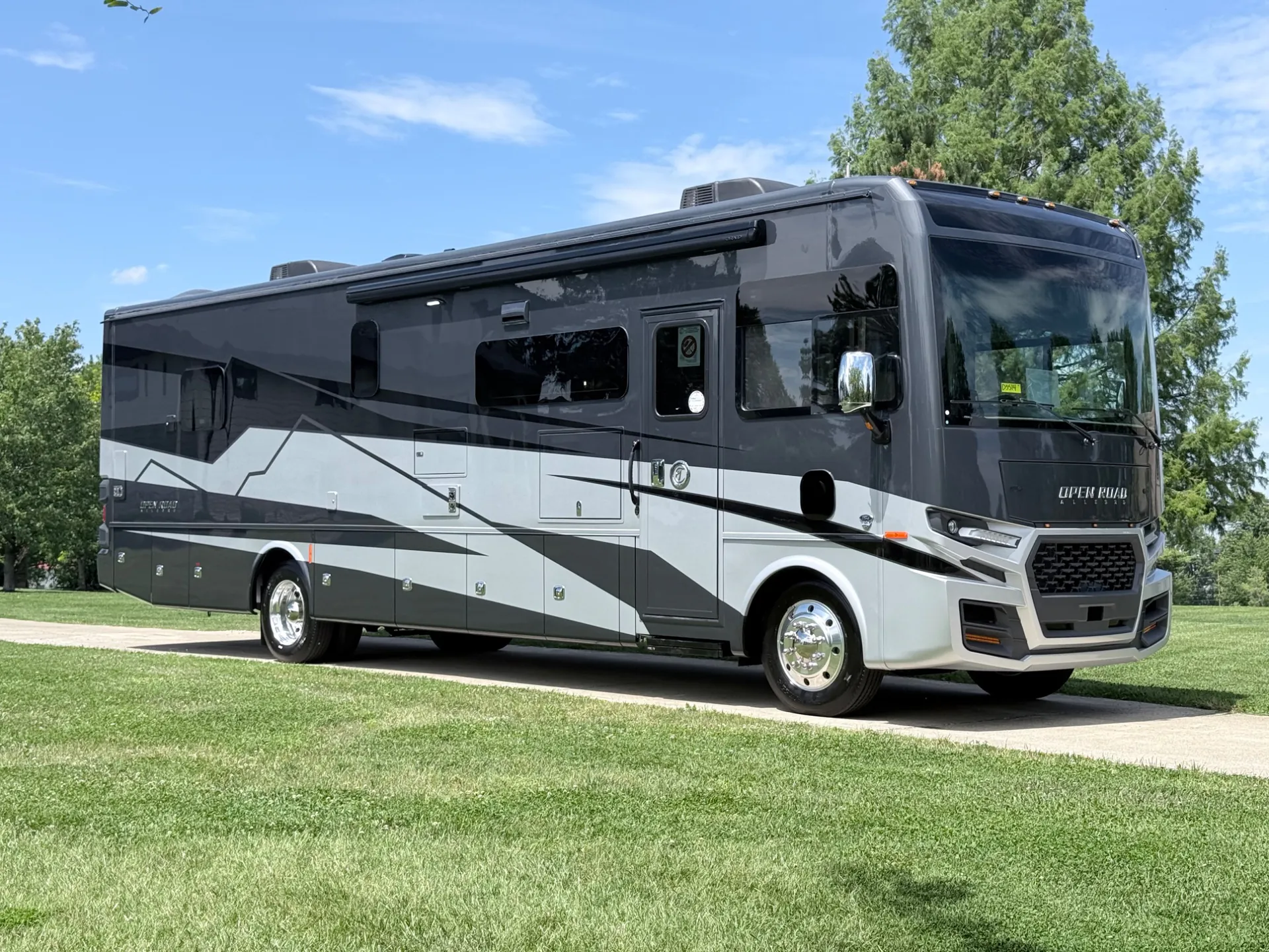 2026 Tiffin Allegro Bus 40 IP - Photo 2