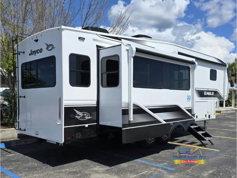 2026 Jayco Eagle 321RSTS - Photo 4