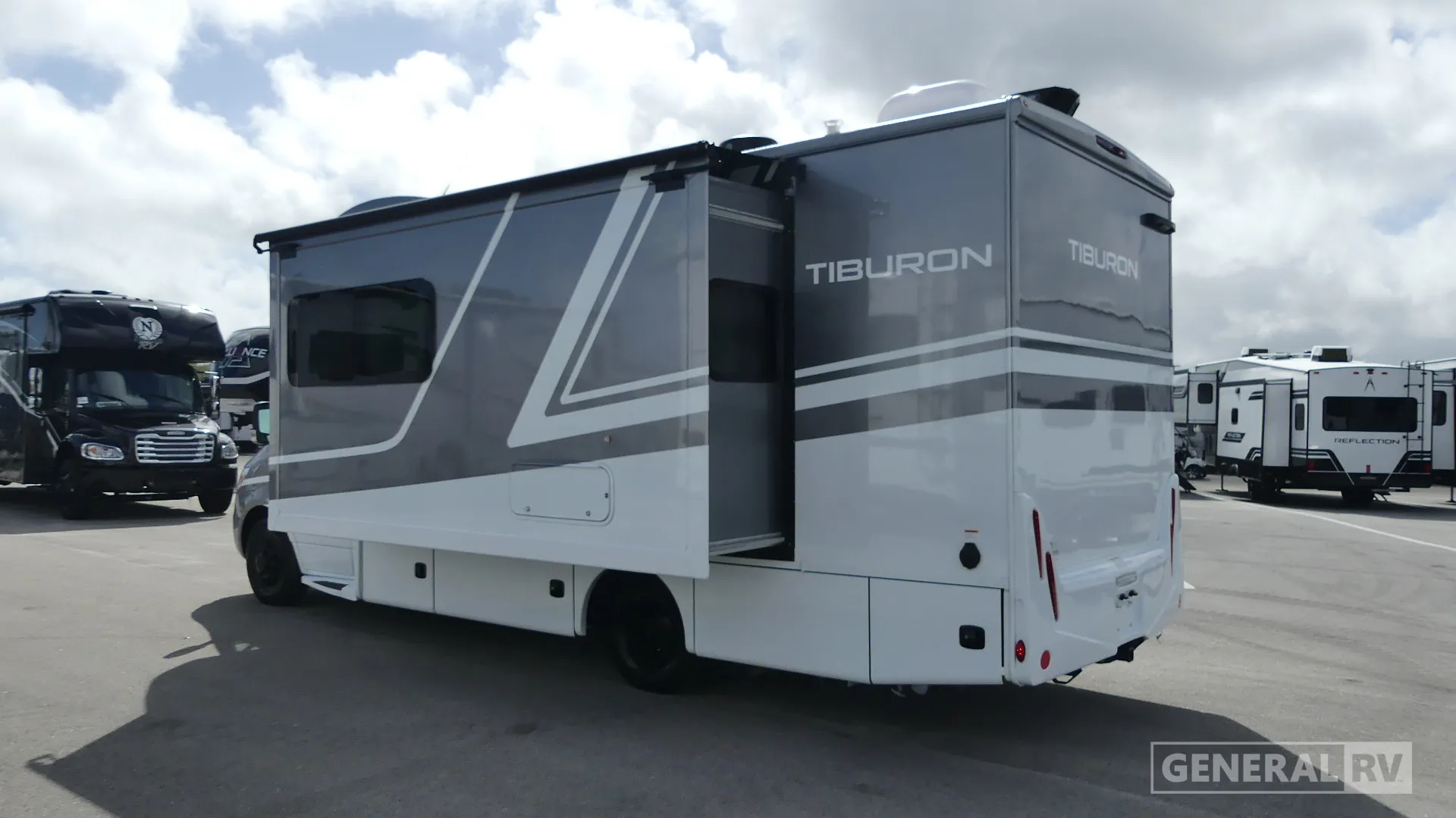 2026 Thor Motor Coach Tiburon Sprinter 24FB - Photo 4