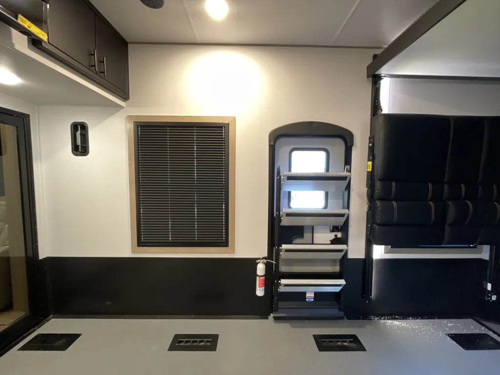 2026 Keystone Raptor 415, Photos photo 29