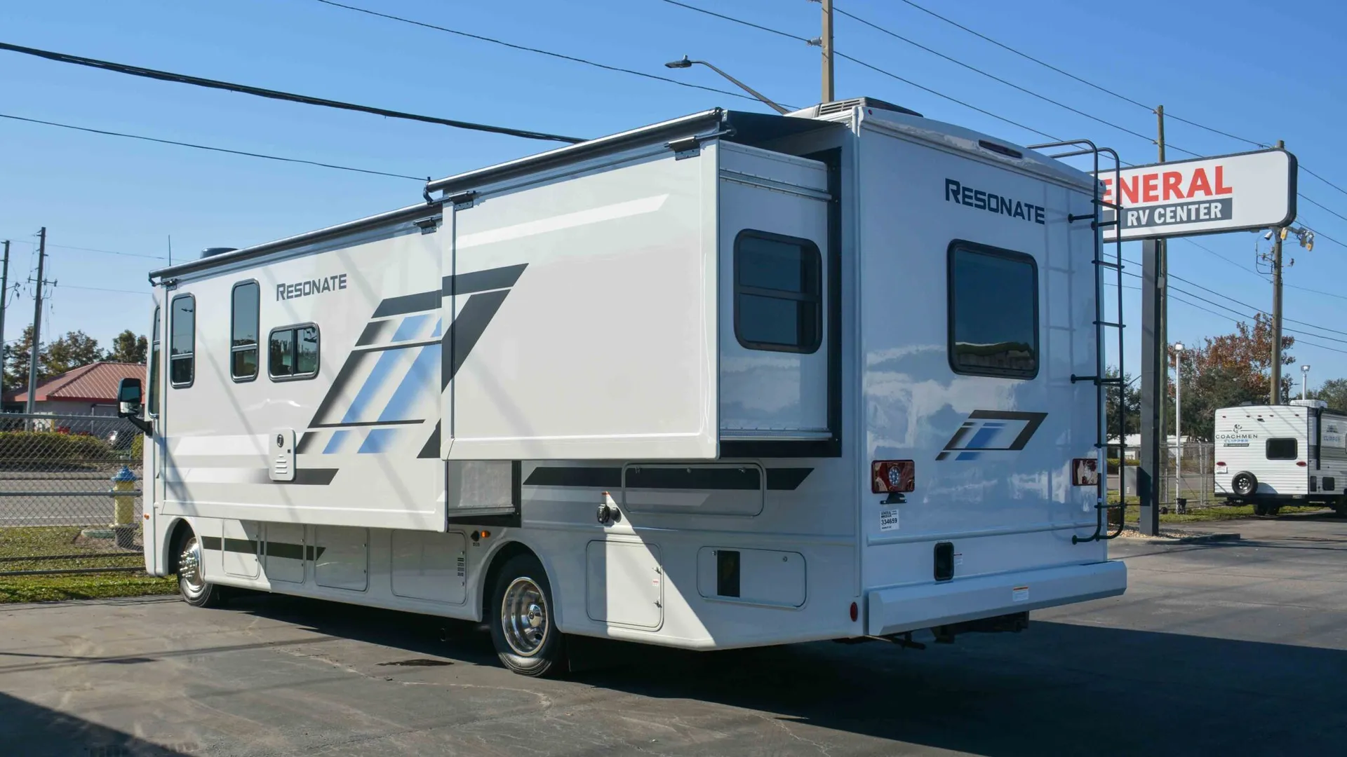 2026 Thor Motor Coach Resonate 30C - Photo 4