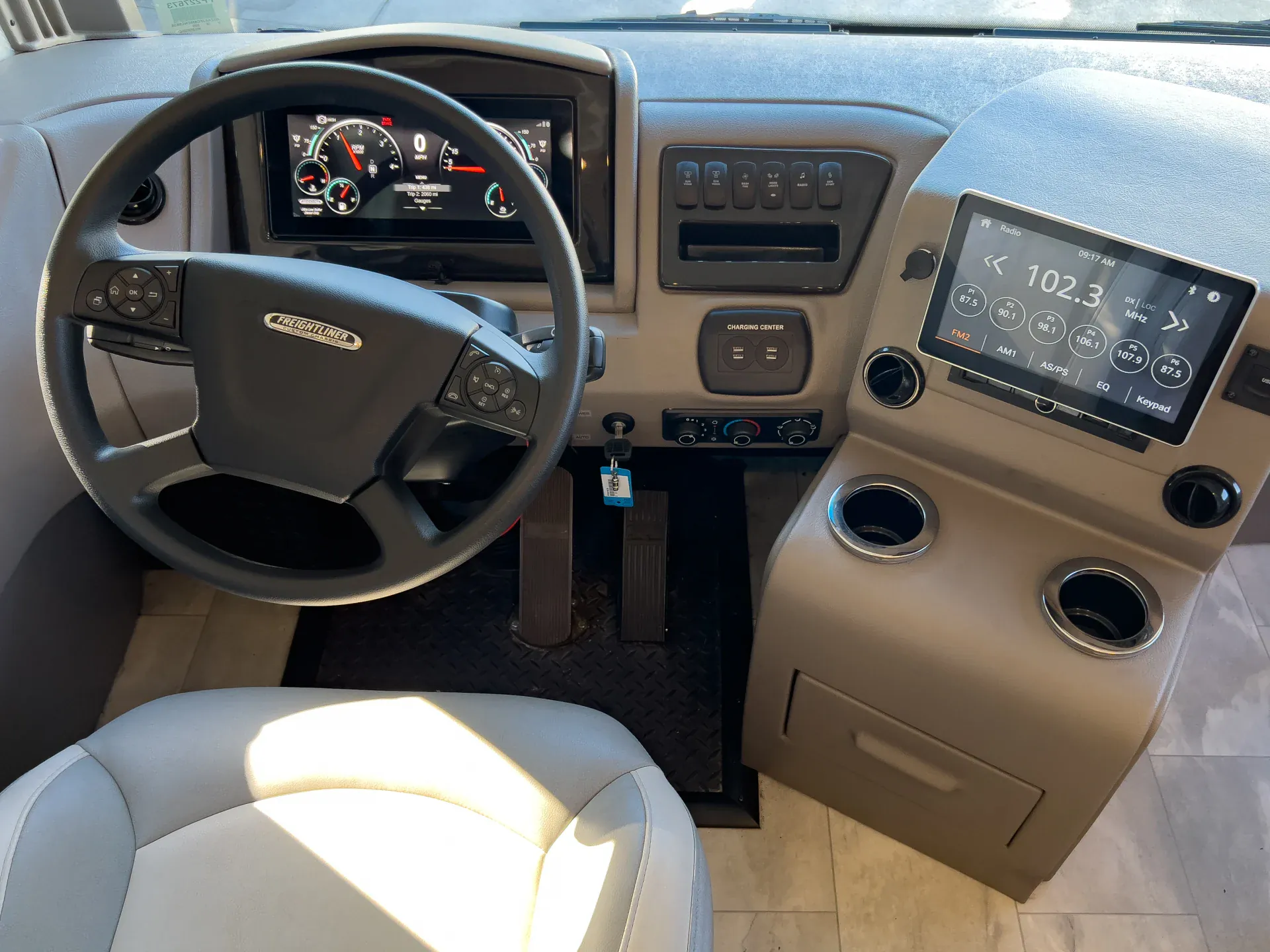 2022 Coachmen Sportscoach SRS 339DS - Photo 3