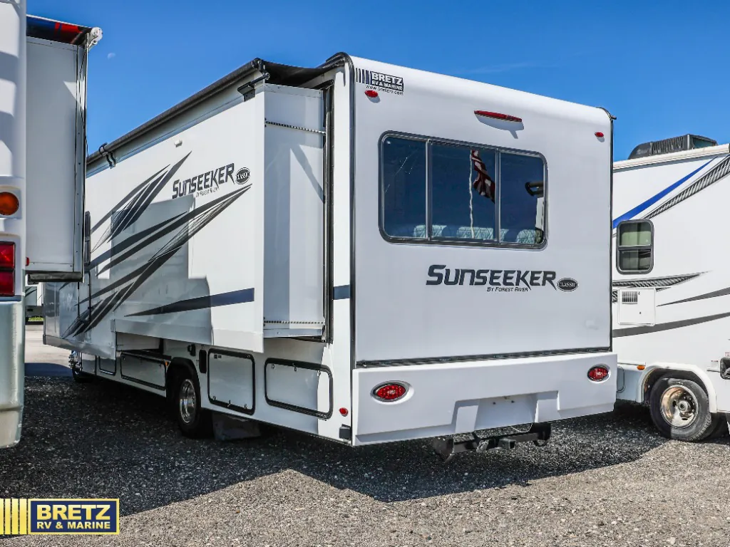 2023 Forest River Sunseeker LE 3250DSLE — Photo 6