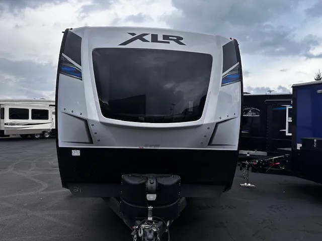 2022 XLR HYPERLITE 3212 - Photo 3