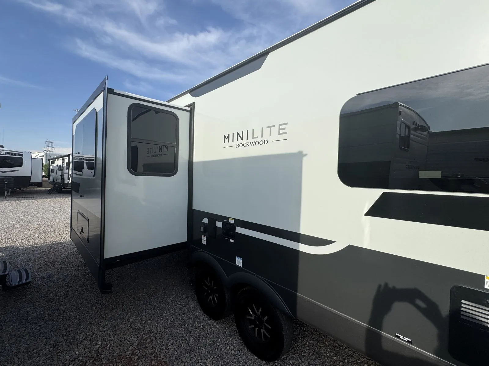 2026 Forest River Rockwood Mini Lite 2506FK - Photo 4