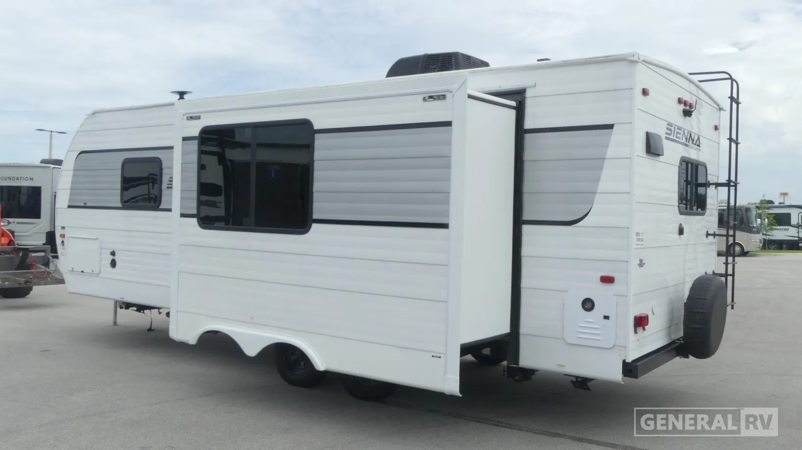 2025 Venture RV Sienna SA231VRK - Photo 4