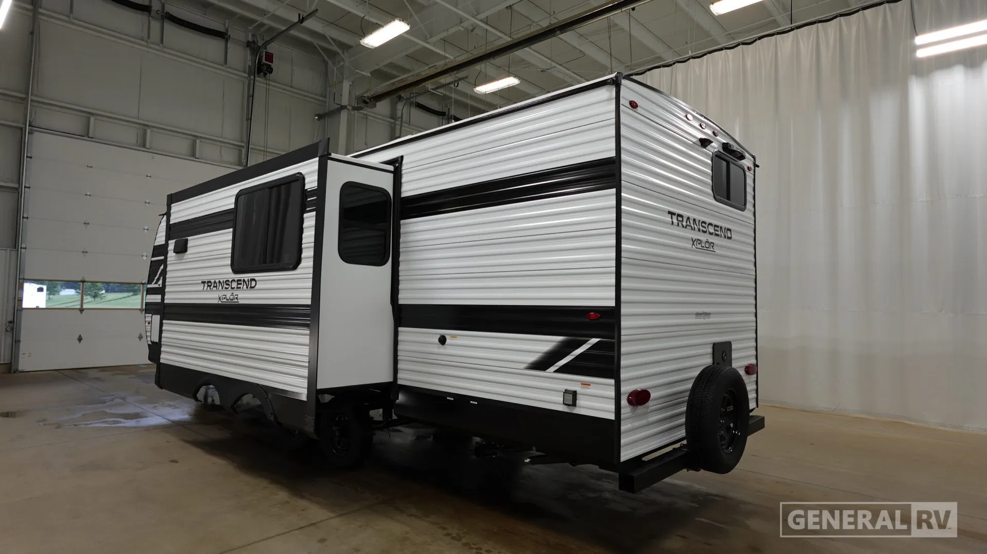 2027 Grand Design Transcend Xplor 26BHX - Photo 4