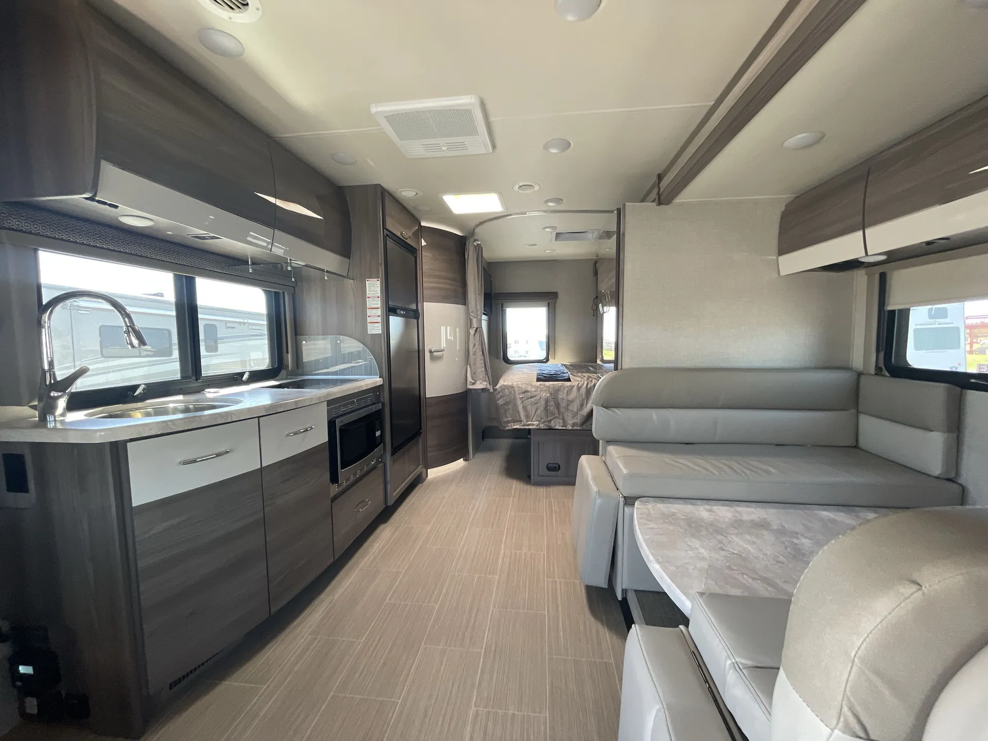 2022 Thor Motor Coach Delano 24TT — living area main