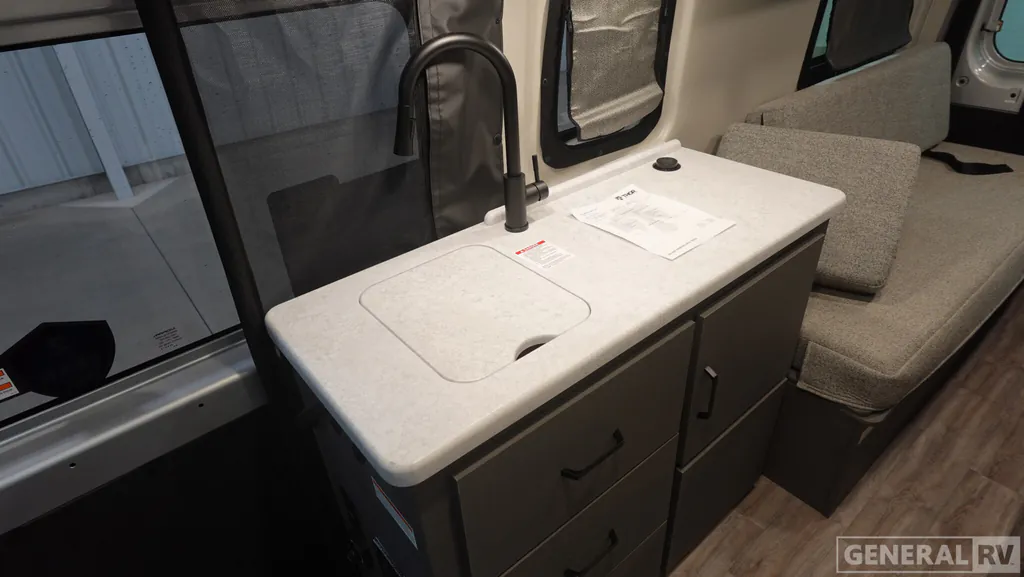 2026 Thor Motor Coach Tellaro Sport 20U, Photos photo 6