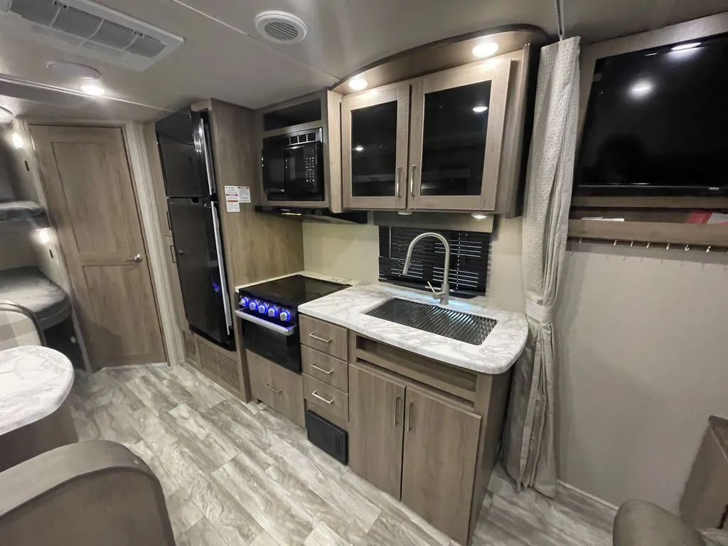 2022 Grand Design Imagine XLS 21BHE, Photos photo 20