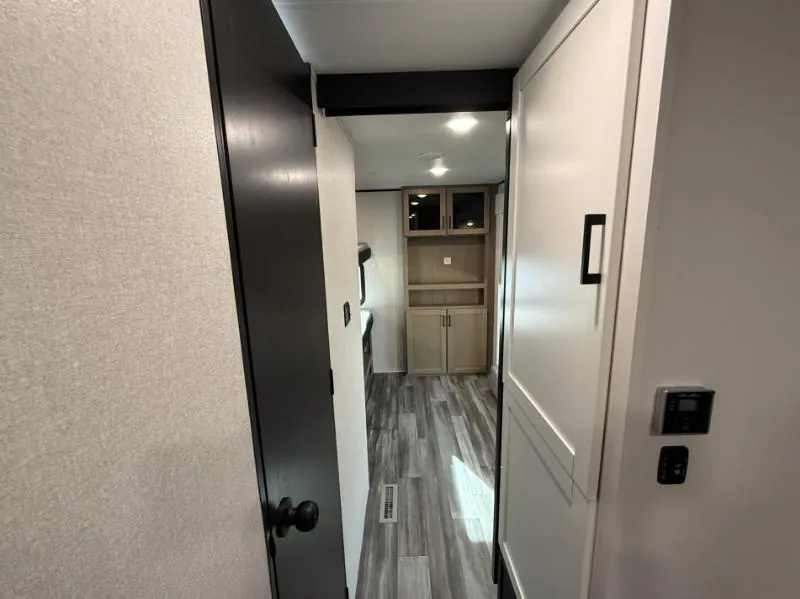 2026 Jayco Jay Flight SLX 321BDS, Photos photo 23